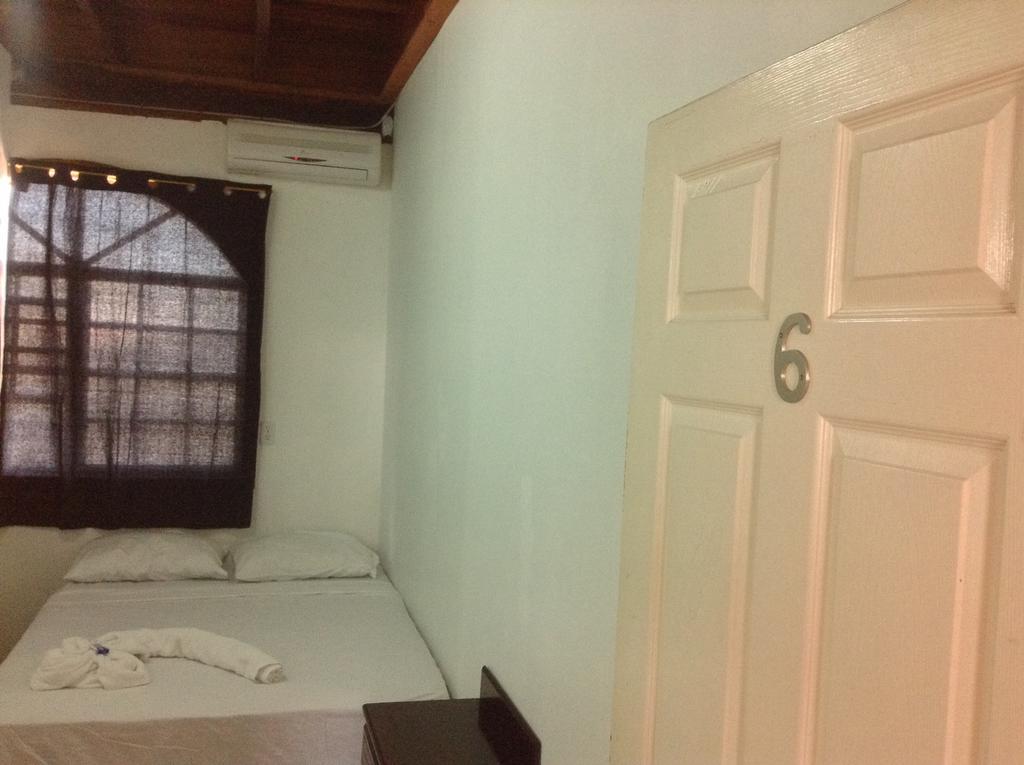 Amelia Guest House San Pedro  Esterno foto