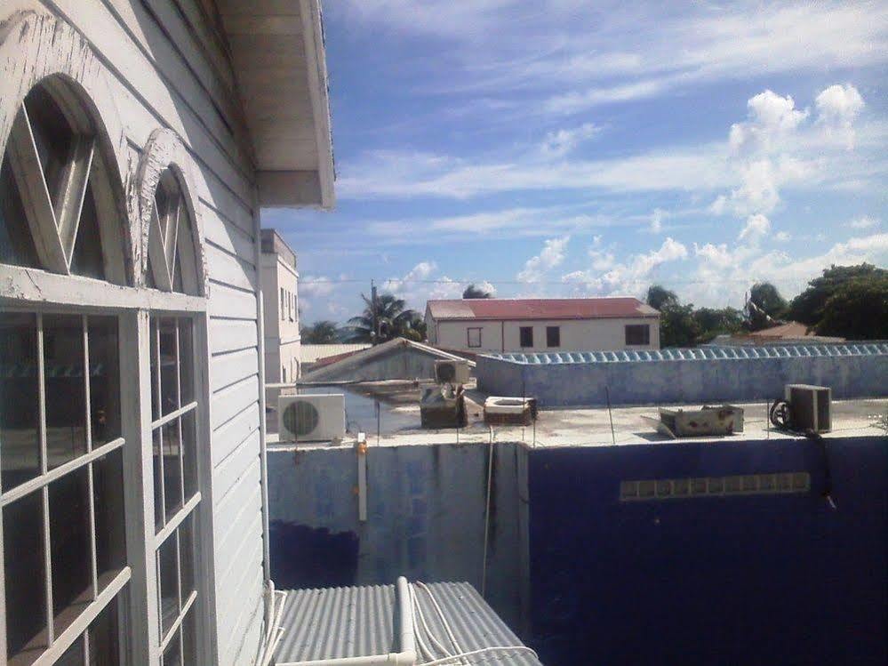 Amelia Guest House San Pedro  Esterno foto